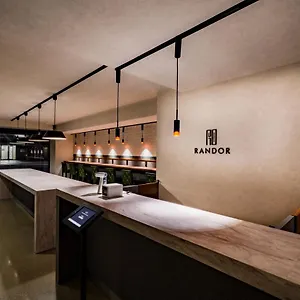 https://randor-hotel-namba-osaka-suites.hotels-osaka.net