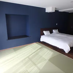 Renga 代官山 ホステル